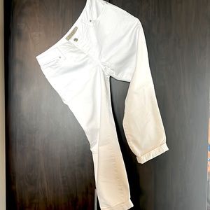 Burberry women’s relaxed fit jeans